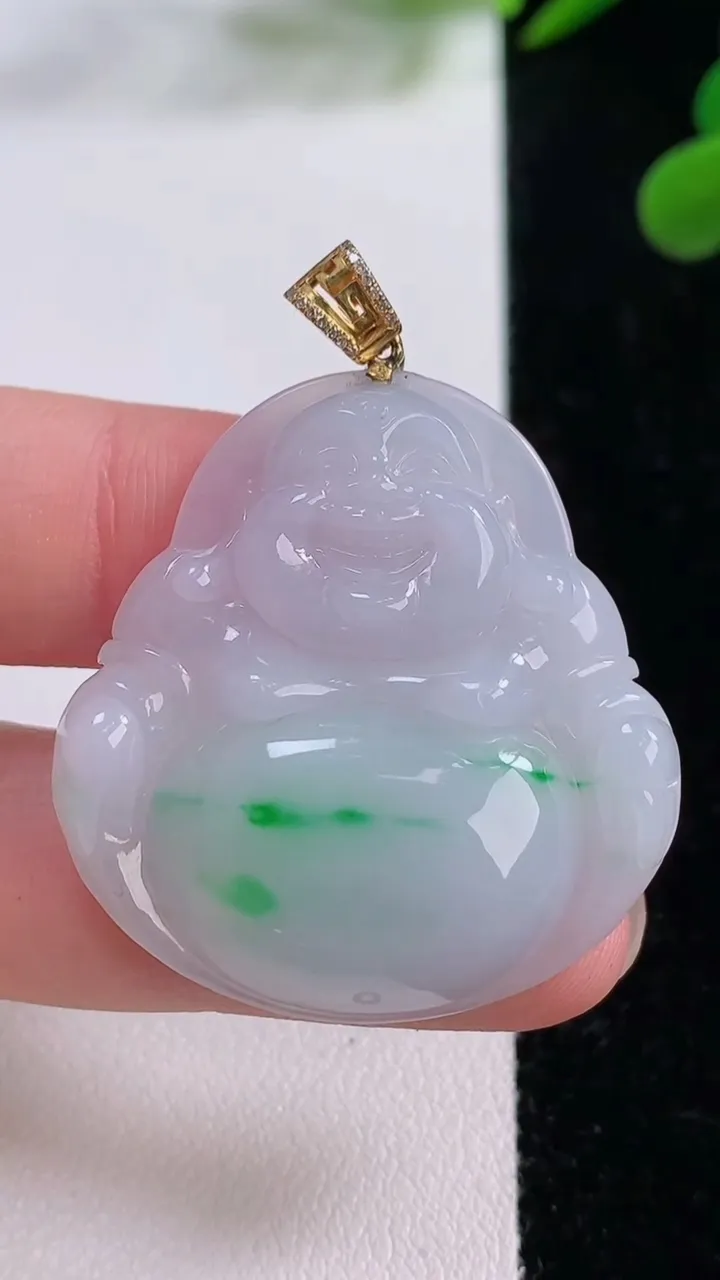 天然A货翡翠佛公吊坠，尺寸35-33.7-5.6，重量:10.92g
11月25日
