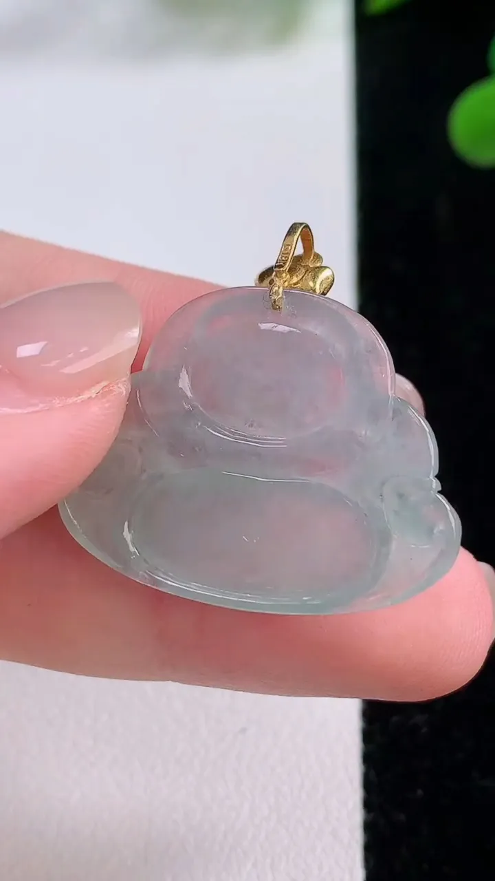 天然A货翡翠佛公吊坠，尺寸22.6-28.4-4.7，重量:4.81g
11月25日