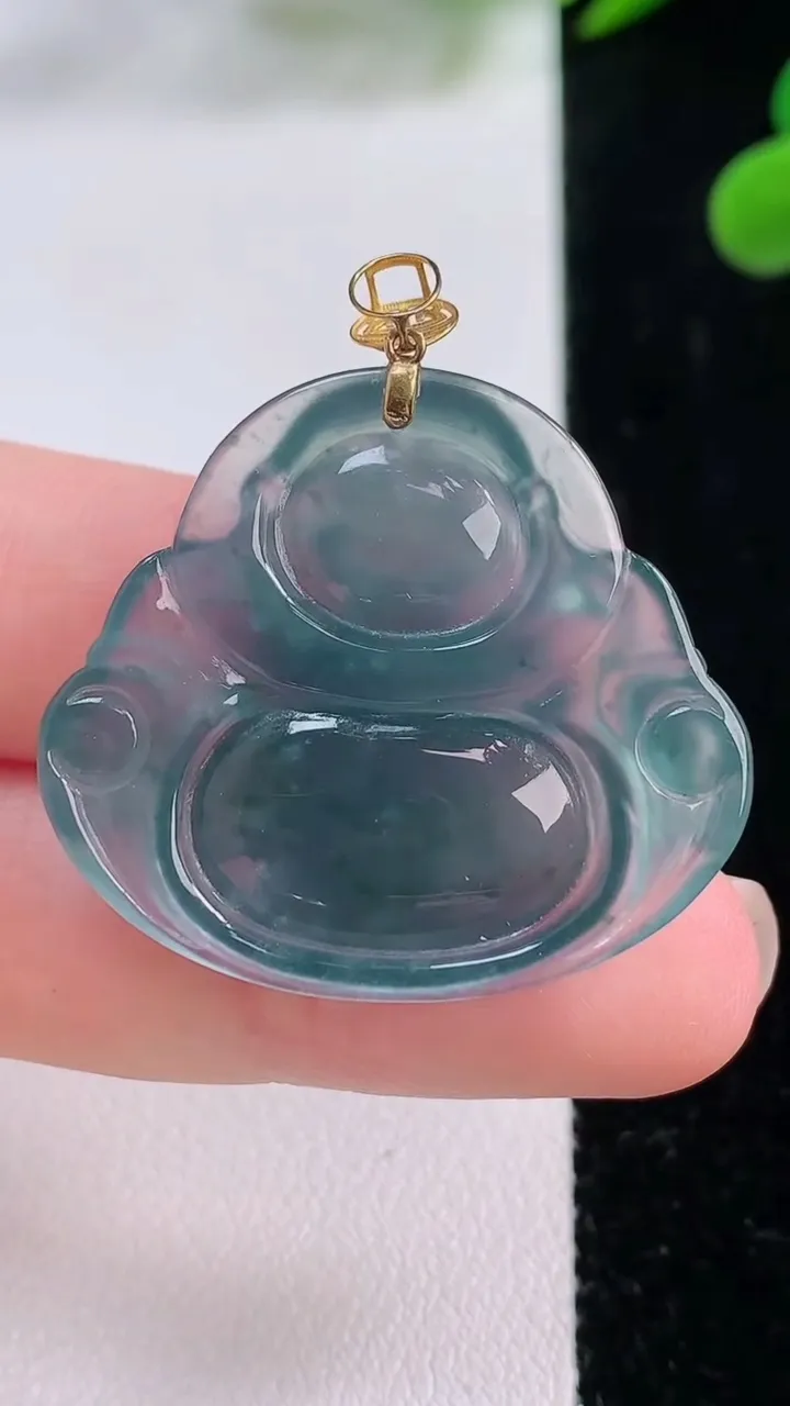 天然A货翡翠18K金蓝水佛公吊坠，尺寸28.8-32.2-5.7，重量:7.49g
11月25日