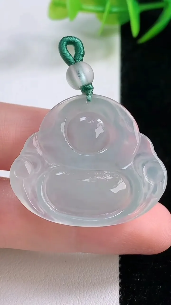 天然A货翡翠佛公吊坠，尺寸30-35.5-5.2，重量:8.30g
11月26日