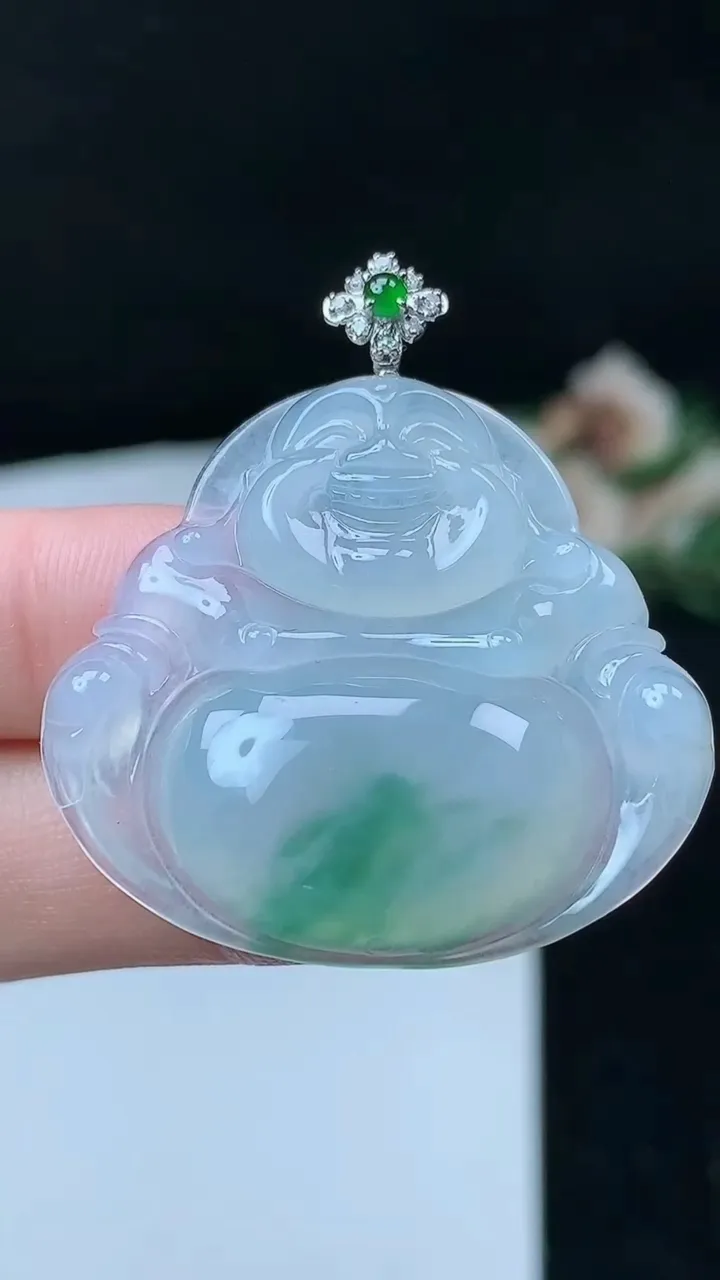 天然A货翡翠佛公吊坠，尺寸32-35.6-6.3，重量:11.00g
11月26日