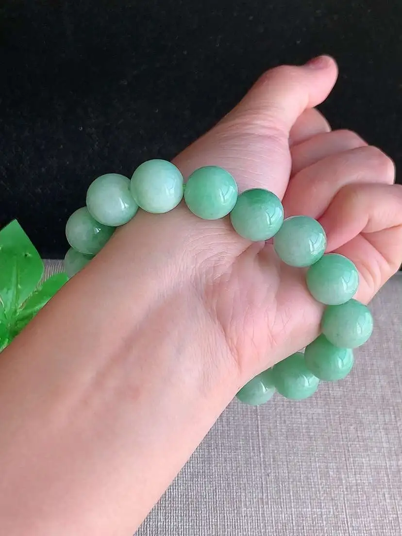 a货翡翠老坑冰种满绿圆珠佛珠手串16颗  尺寸13.2mm 重量67.56g 1126