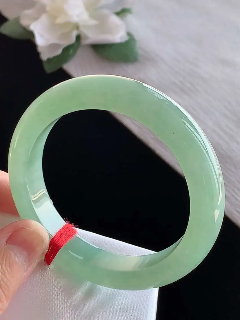 a货翡翠老坑冰种满绿正装正圈手镯54-55圈口  尺寸54.3×12×8.8mm 1125