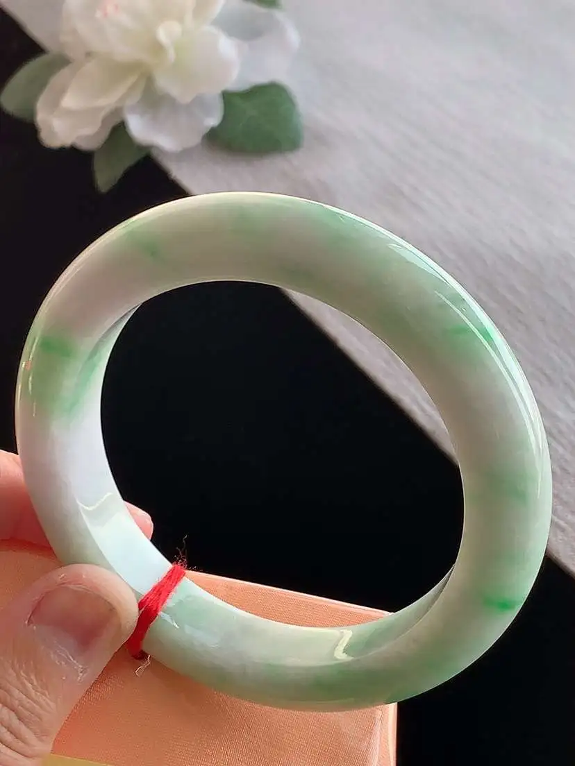 a货翡翠老坑冰润飘绿厚装正装正圈手镯58-59圈口  尺寸58.5×11.6×10.5mm 1125