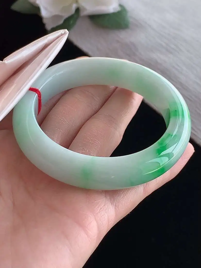 a货翡翠老坑冰种飘阳绿正装正圈手镯55-56圈口  尺寸55.5×12.8×9.2mm 1125