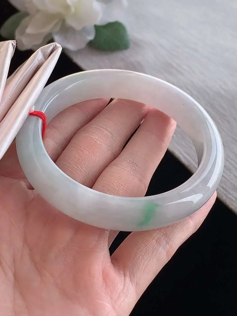 a货翡翠老坑冰种飘绿正装正圈手镯57-58圈口  尺寸57.5×11.5×8.5mm 1125