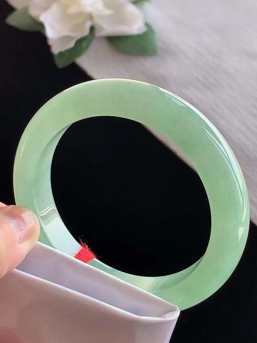 a货翡翠老坑冰种满绿正装正圈手镯54-55圈口  尺寸54.3×12×8.8mm 1125