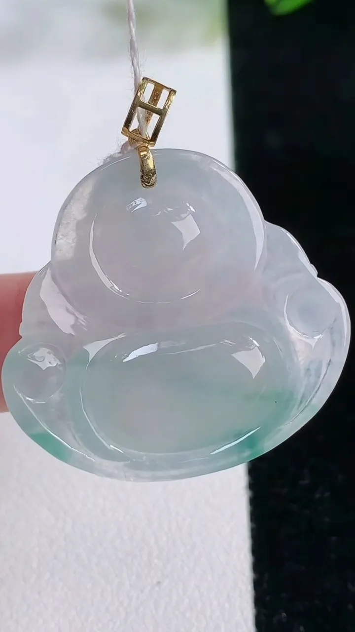 天然A货翡翠种飘花佛公吊坠，尺寸29.6-31.7-7，重量:9.75g
11月26日