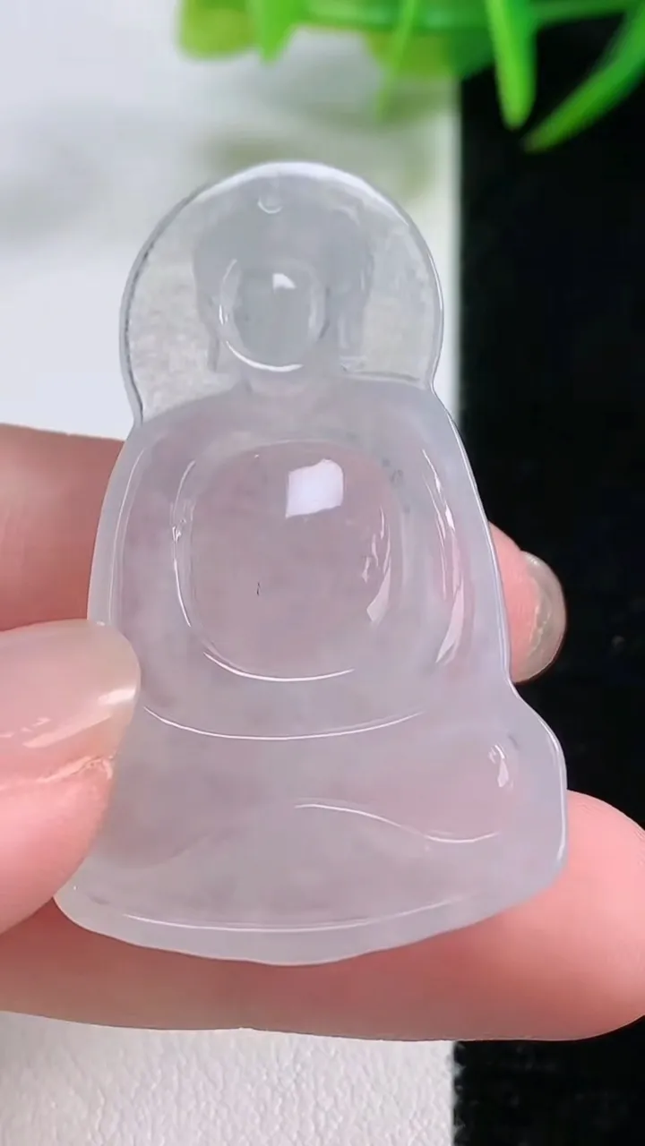 天然A货翡翠观音菩萨吊坠，尺寸44.6-27-5.3，重量:9.96g
11月26日