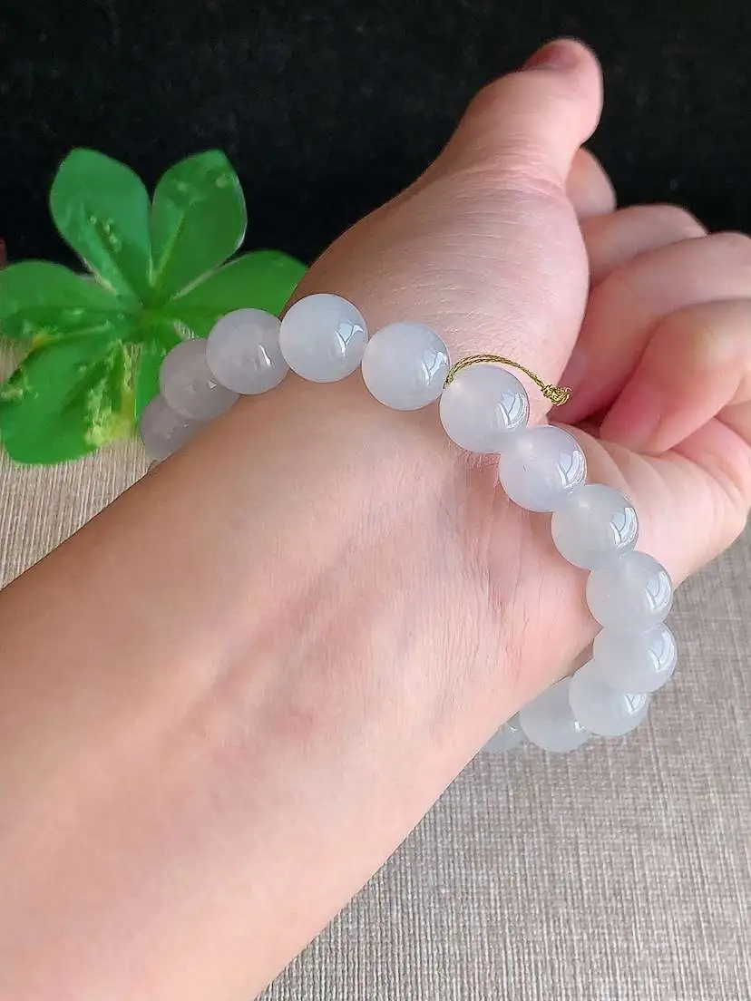 a货翡翠老坑冰种白月光圆珠佛珠手串19颗  尺寸10mm 重量33.46g 1126