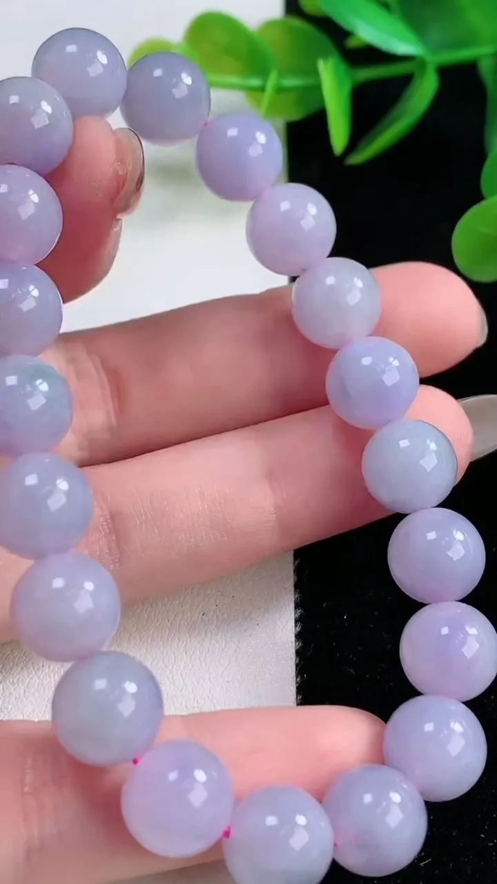 天然A货翡翠紫罗兰圆珠手串，尺寸9.6-9-20颗，重量:有30.92g11月26日
工厂直销收藏佳
