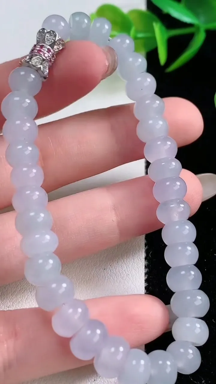 天然A货翡翠紫罗兰算盘珠手串，尺寸7.5-4.8-33颗，重量:22.16g11月26日
工厂直销收