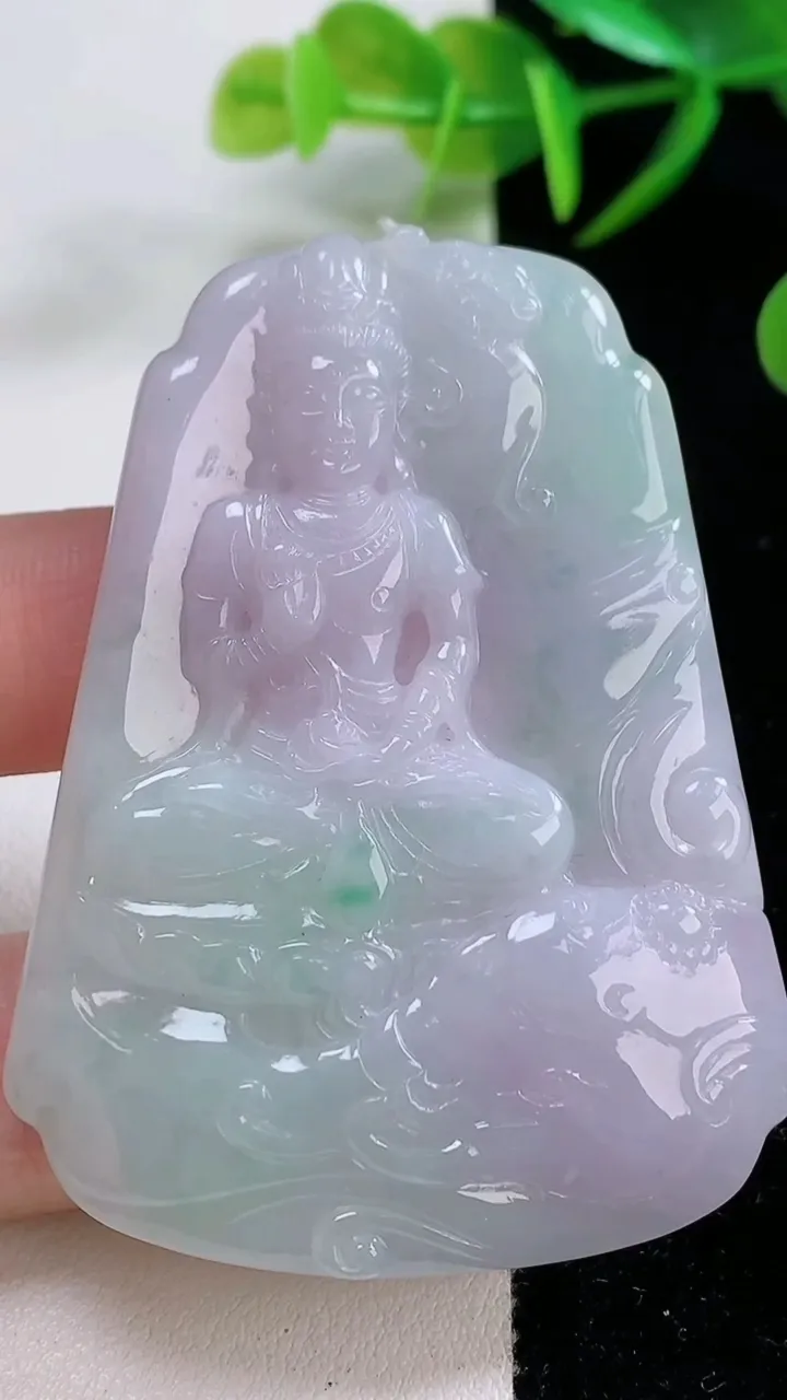 天然A货翡翠春带彩紫罗兰普贤菩萨吊坠，尺寸60.2-45.2-6.1，重量:33.35g
11月26日