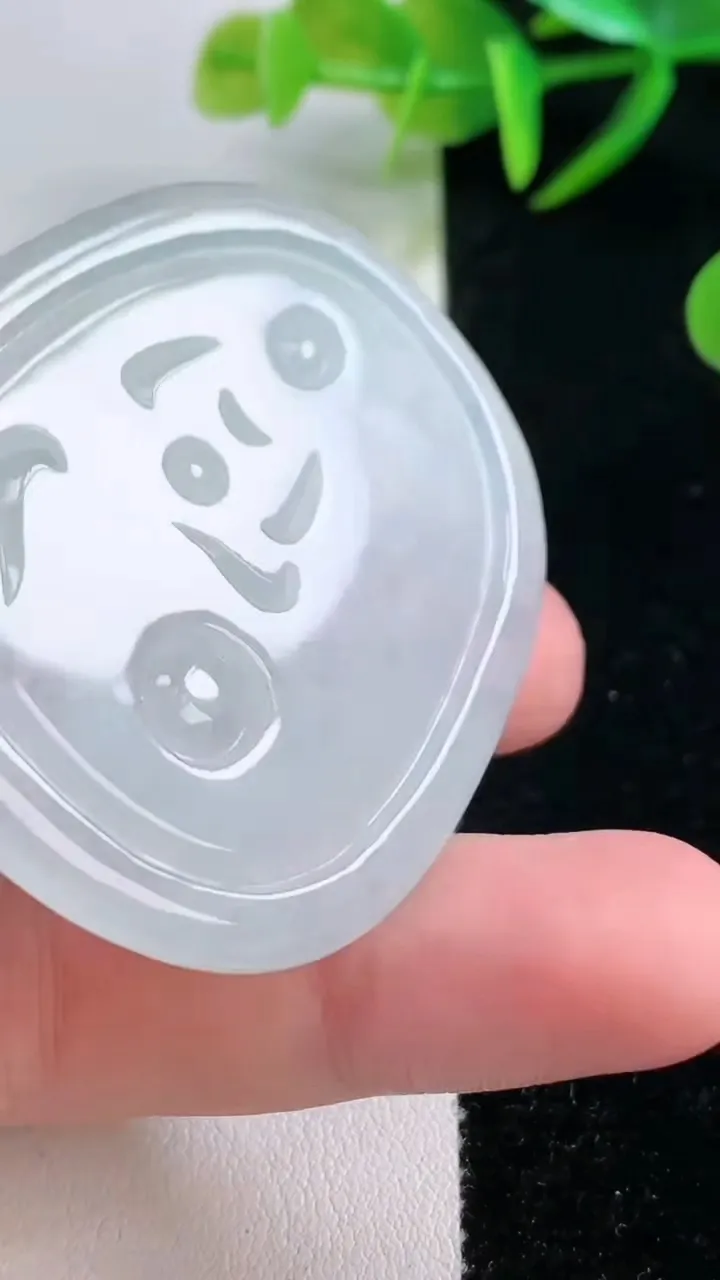 天然A货翡翠文殊菩萨吊坠，尺寸50-41.8-4.7，重量:20.26g
11月26日