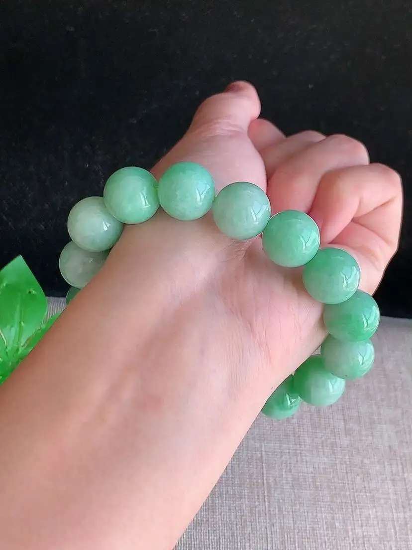 a货翡翠老坑冰种满绿圆珠佛珠手串16颗  尺寸13.2mm 重量67.56g 1126