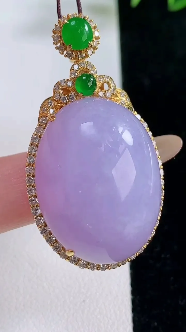 天然A货翡翠18K金紫罗兰蛋面吊坠，尺寸46.5-25.4-16，裸石28.8-22重量:19.67