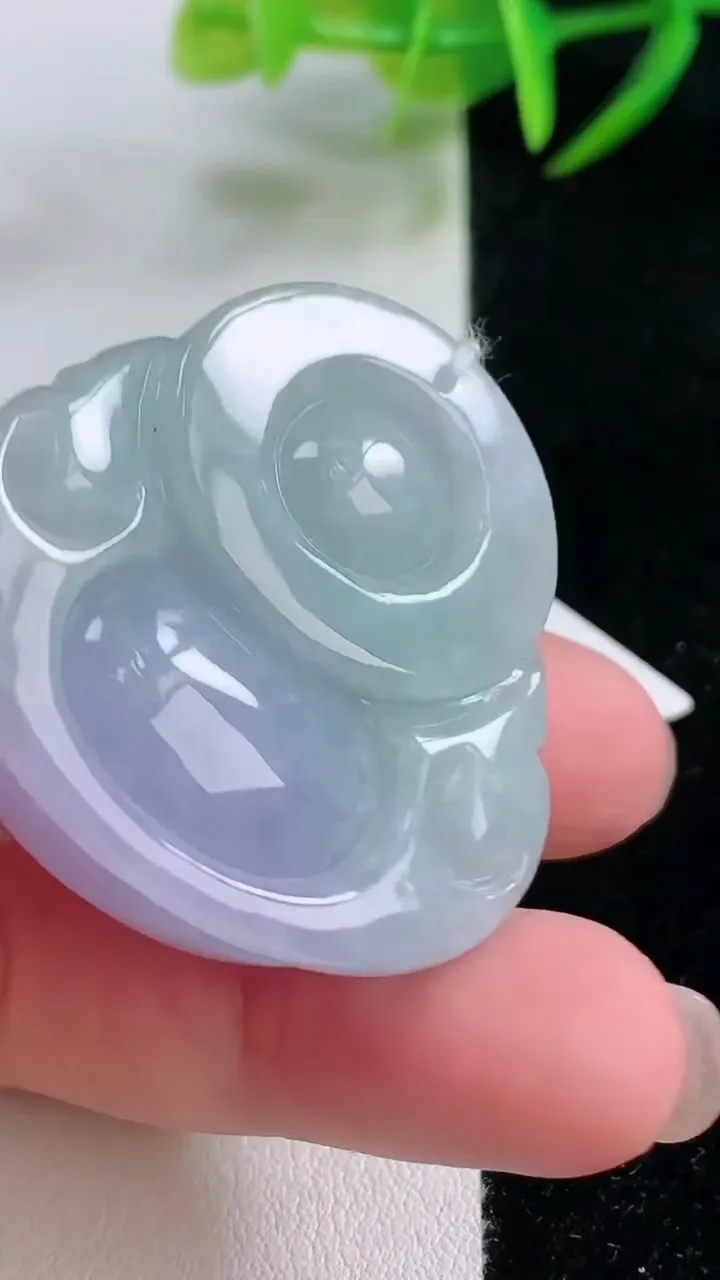 天然A货翡翠紫罗兰佛公吊坠，尺寸37-37.6-12.2，重量:30.49g
11月26日