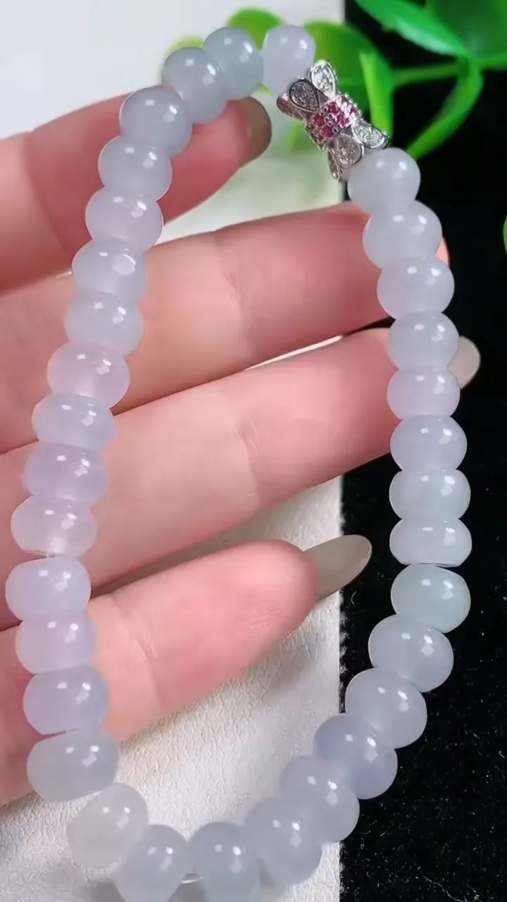 天然A货翡翠紫罗兰算盘珠手串，尺寸7.5-4.8-33颗，重量:22.16g11月26日
工厂直销收藏佳品,种好水足，色泽均匀，有种有色，上手高大气！