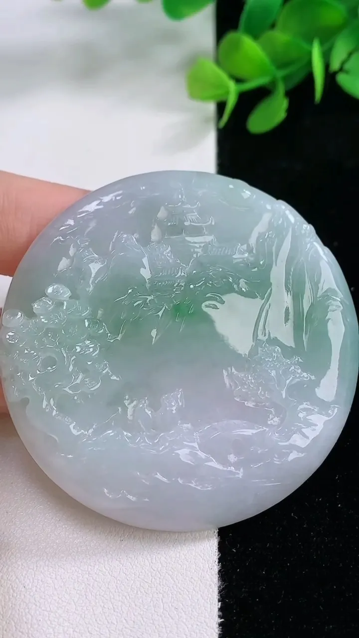 天然A货翡翠山水牌吊坠，尺寸55.5-5，重量:35.88g
11月28日