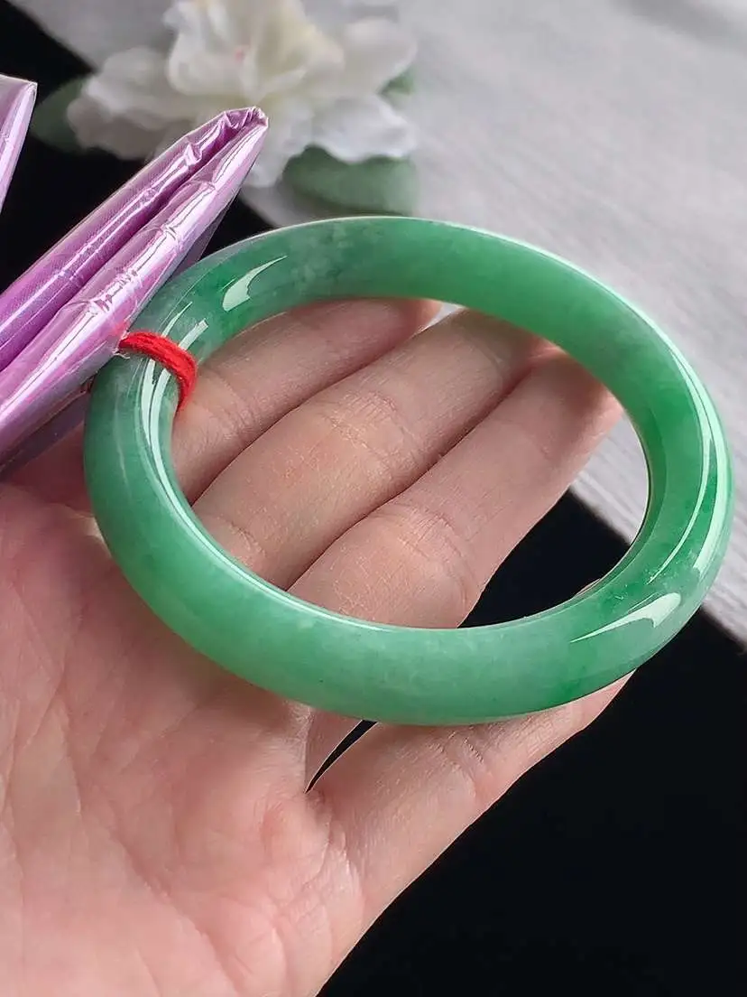 a货翡翠老坑冰种满绿圆条手镯56-57圈口 尺寸56.5×10.3mm 1127