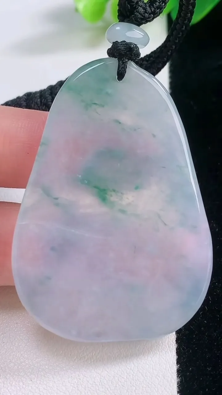 天然A货翡翠种紫罗兰飘花悟道吊坠，尺寸53.3-38-4.6，重量:26.47g
11月28日