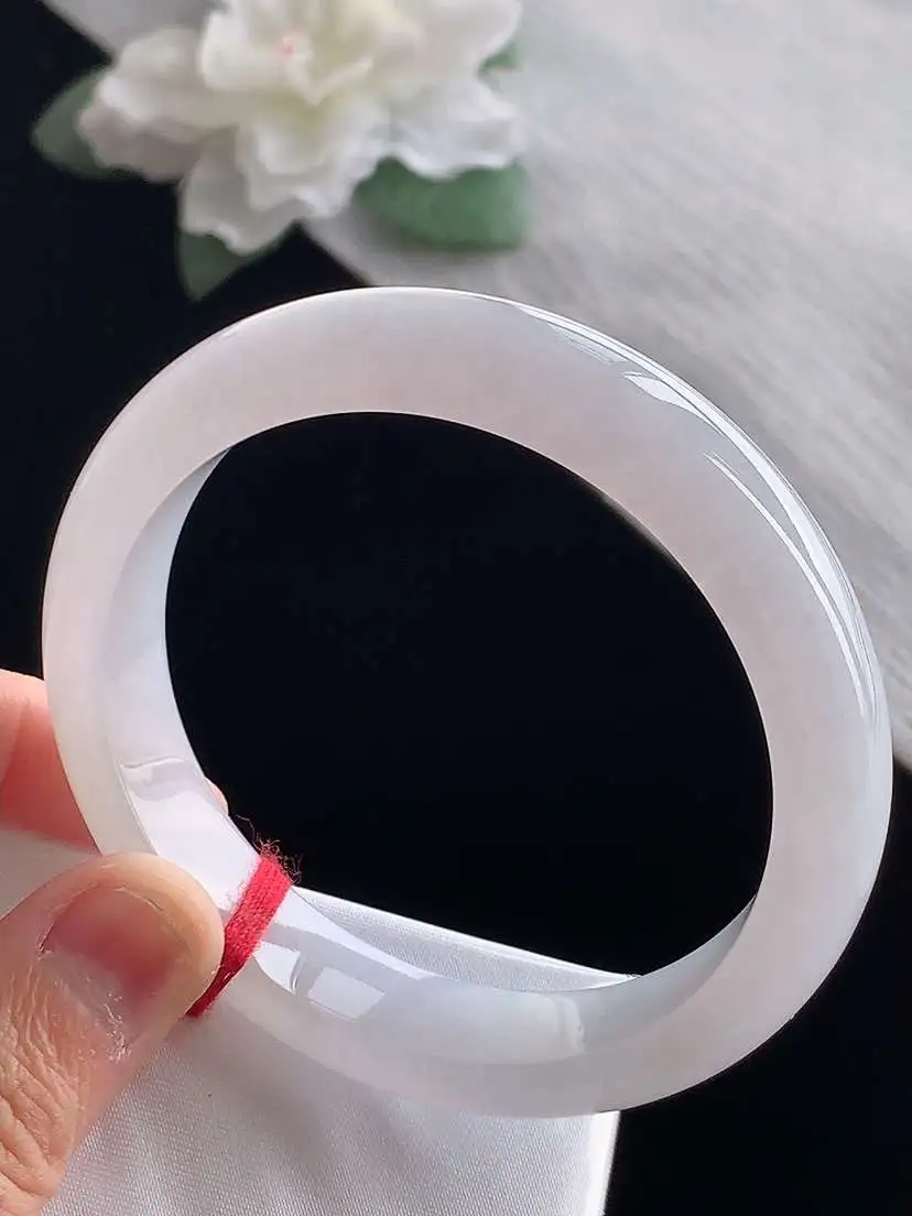 a货翡翠老坑冰种白月光正装正圈手镯56-57圈口  尺寸56.7×12.2×8mm 1127