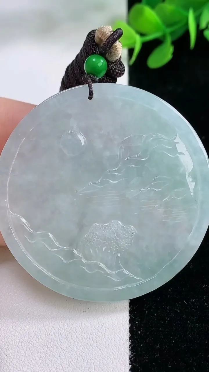 天然A货翡翠山水牌吊坠，尺寸50.5-5.3，重量:35.14g
11月28日