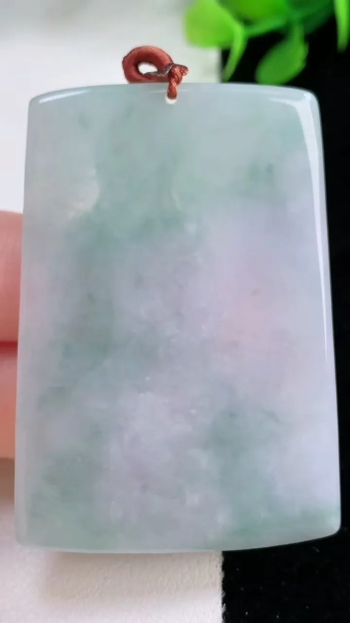 天然A货翡翠山水阿弥陀佛吊坠，尺寸53.6-37.7-5.2，重量:25.83g
11月28日