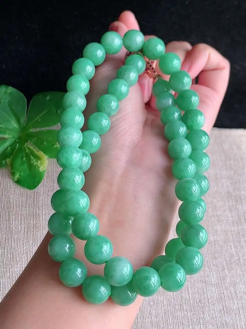 a货翡翠老坑冰种满绿圆珠项链毛衣链53颗  尺寸10.7mm 重量117.05g 1127