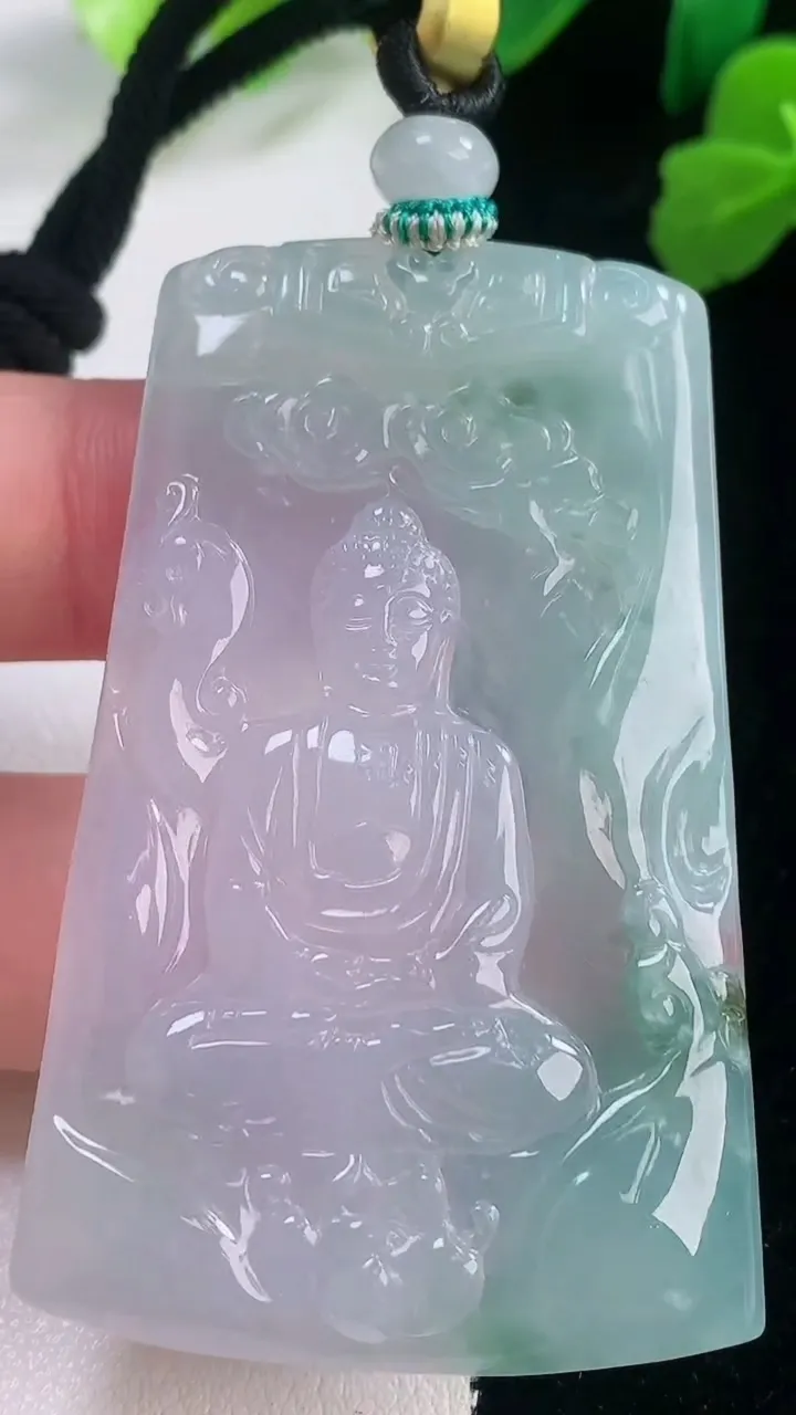 天然A货翡翠冰种紫罗兰飘花大日如来吊坠，尺寸57-35.3-4.7，重量:26.40g
11月28日