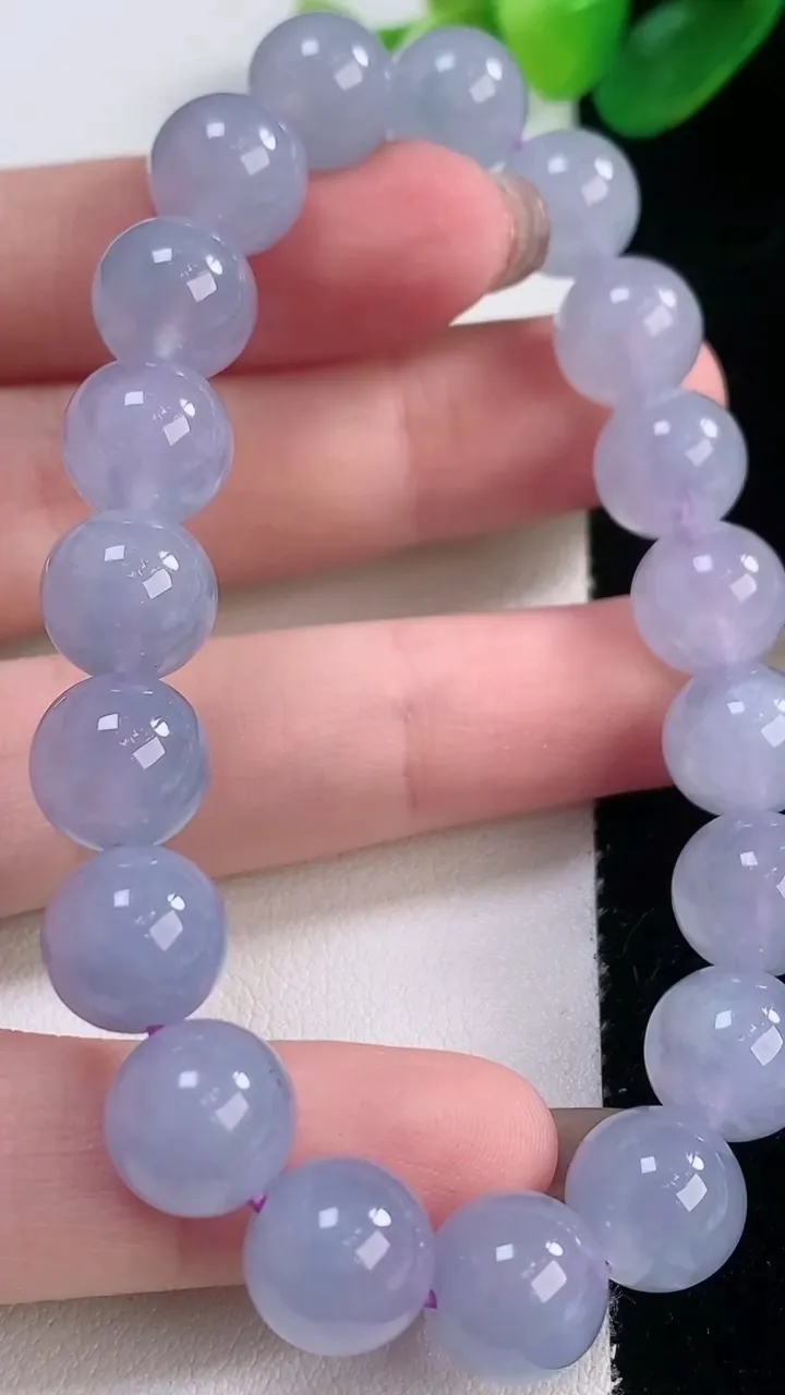 天然A货翡翠紫罗兰圆珠手串，尺寸9.7-19颗，重量:32.42g11月28日
工厂直销收藏佳品,种
