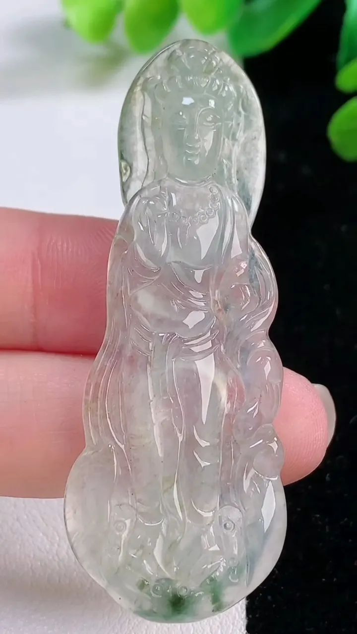 天然A货翡翠飘花观音菩萨吊坠，尺寸 60-22-5，重:10.94g
11月28日