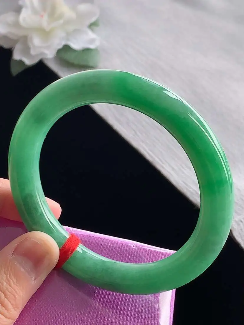 a货翡翠老坑冰种满绿圆条手镯56-57圈口 尺寸56.5×10.3mm 1127