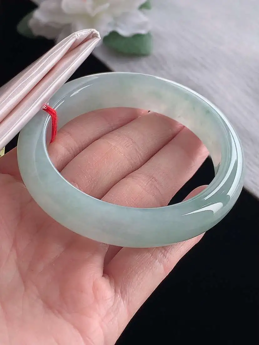 a货翡翠老坑冰种飘花正装正圈手镯54-55圈口  尺寸54.8×12.3×8.8mm 1127