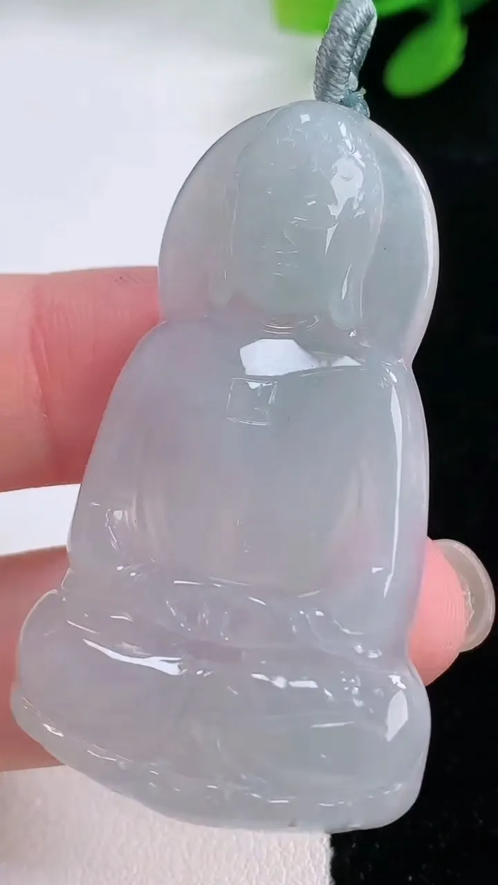 天然A货翡翠大日如来吊坠，尺寸48.5-28.8-5.5，重量:12.90g
11月29日