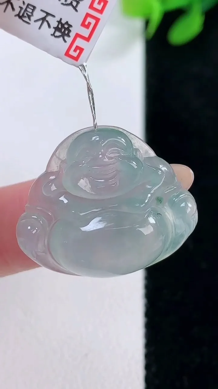 天然A货翡翠冰种飘花佛公吊坠，尺寸21-25.2-6.3，重量:5.25g
11月29日