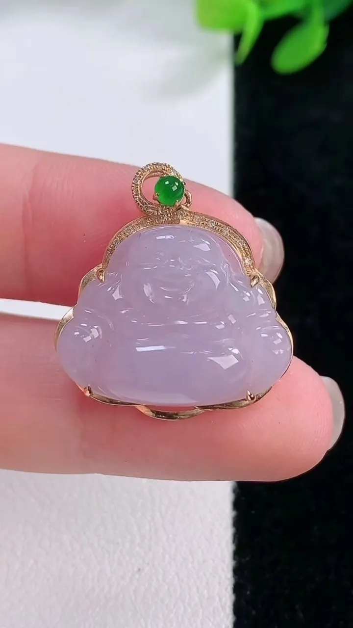 天然A货翡翠18K金紫罗兰佛公吊坠，尺寸23.5-22.5-7.3
11月29日
