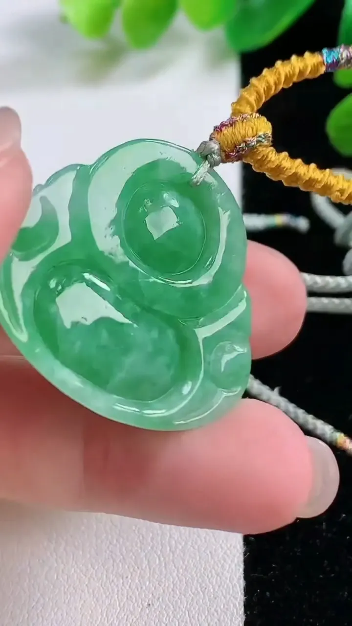 天然A货翡翠佛公吊坠，尺寸 32-28-7，重:8.99g
11月29日