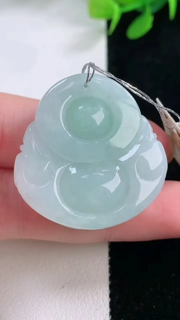 天然A货翡翠佛公吊坠，尺寸32-31.4-12，重量:21.00g
11月29日