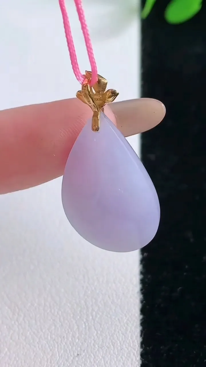 天然A货翡翠18K金紫罗兰水滴吊坠，尺寸19.8-15.5-8.5，重量:4.53g
11月29日