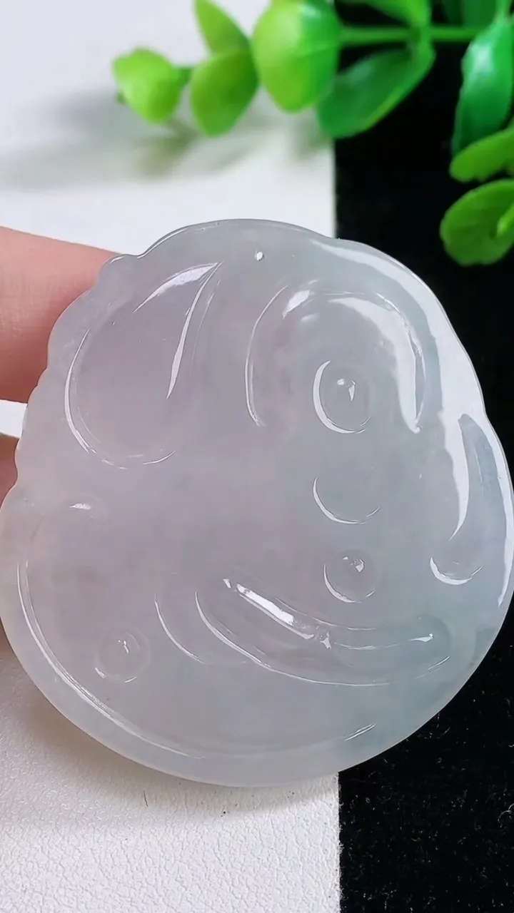 天然A货翡翠白冰文殊菩萨吊坠，尺寸 53-50-6，重:29.67g
11月29日