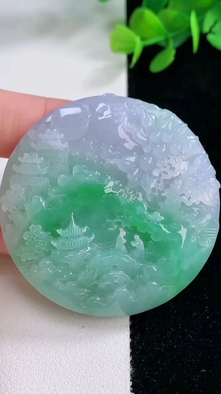 天然A货翡翠山水牌吊坠，尺寸50.8-10，重量:55.39g
11月29日