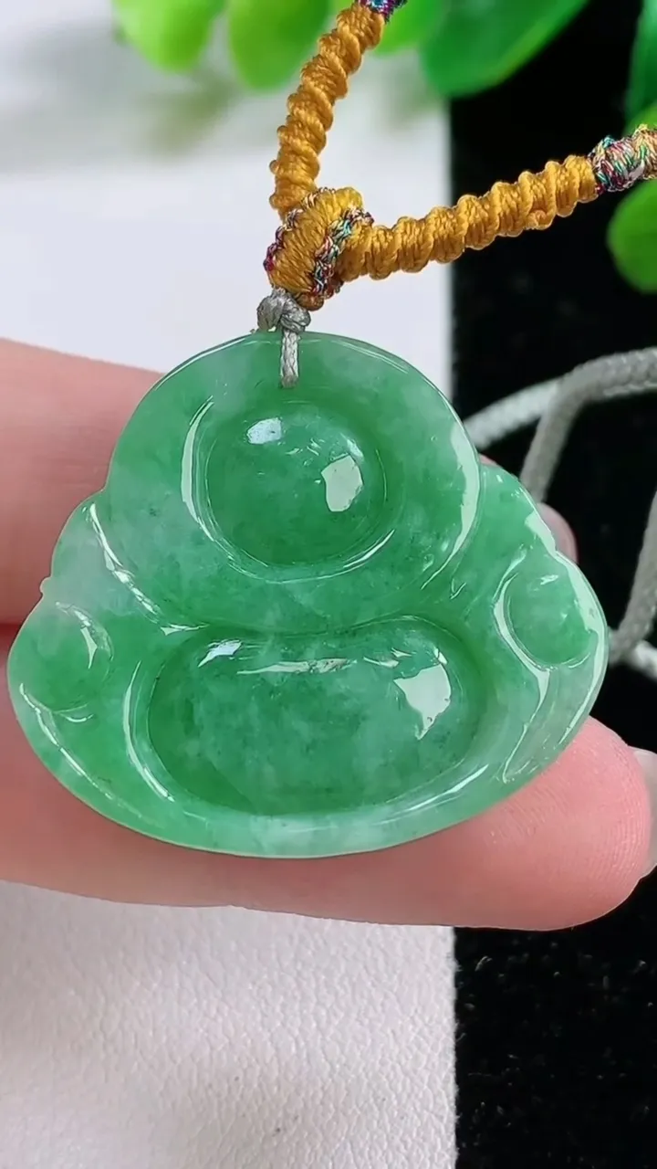 天然A货翡翠佛公吊坠，尺寸 32-28-7，重:8.99g
11月29日