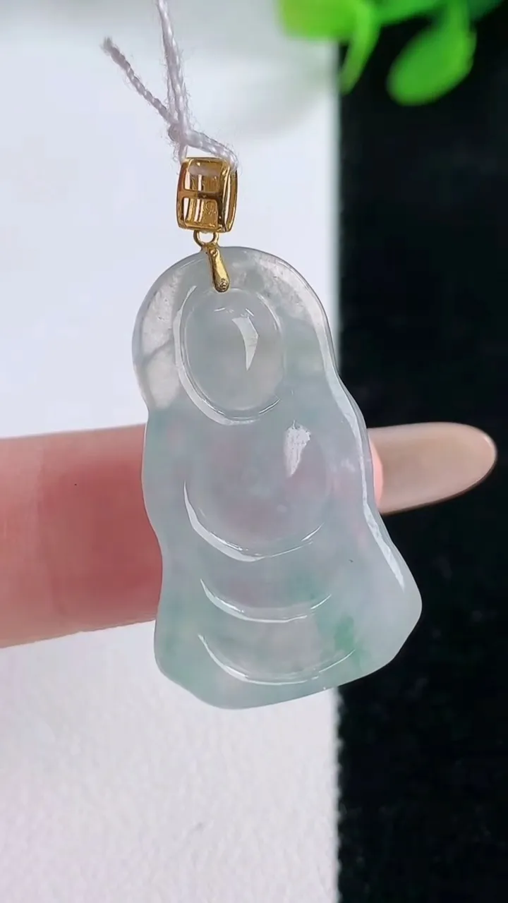 天然A货翡翠种飘花财神爷吊坠，尺寸27-14-5.9，重量:4.79g
11月29日