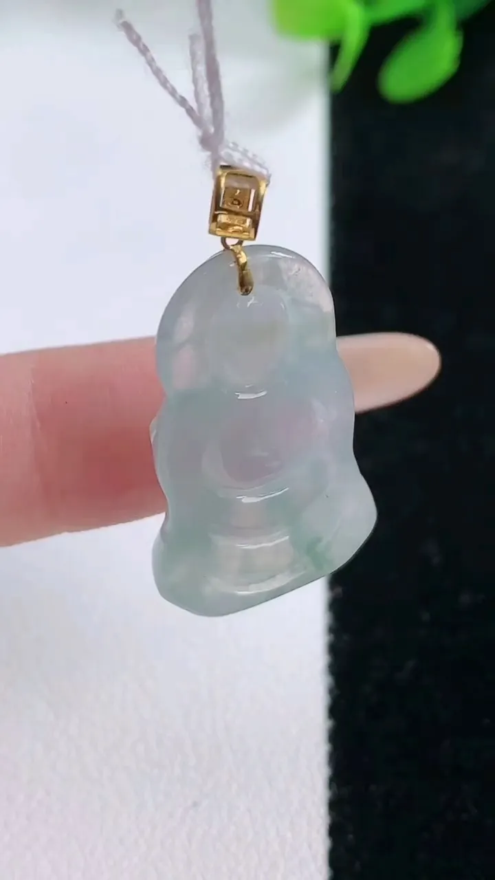 天然A货翡翠种飘花财神爷吊坠，尺寸27-14-5.9，重量:4.79g
11月29日
