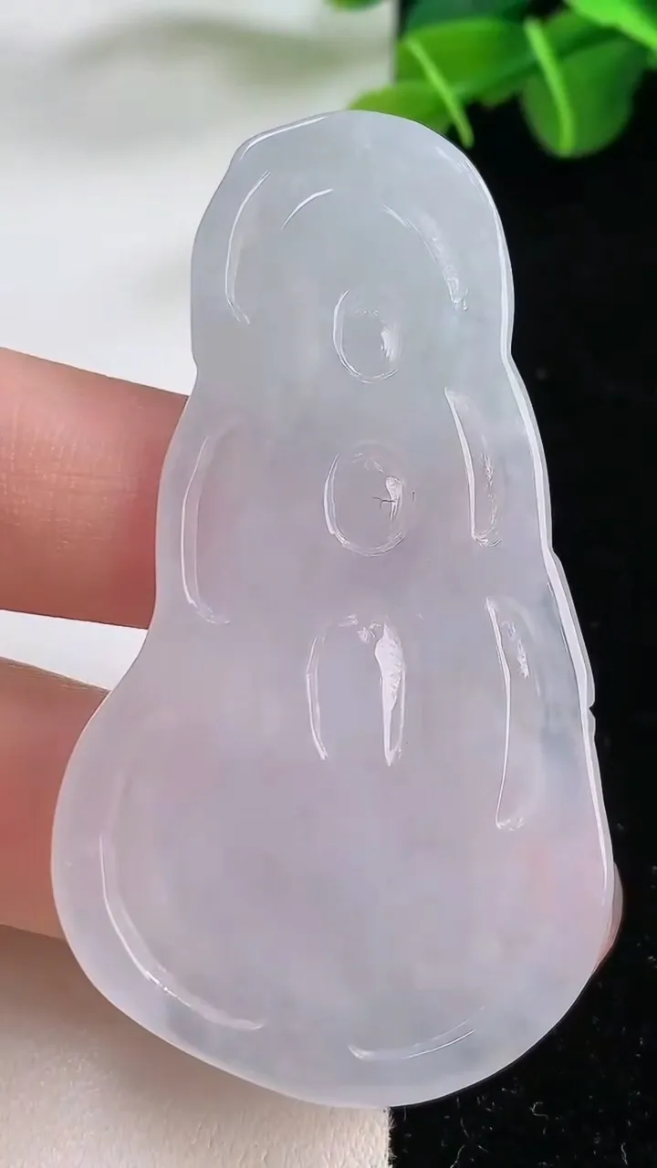 天然A货翡翠阿弥陀佛吊坠，尺寸61-34-4.8，重:16.48g
11月30日