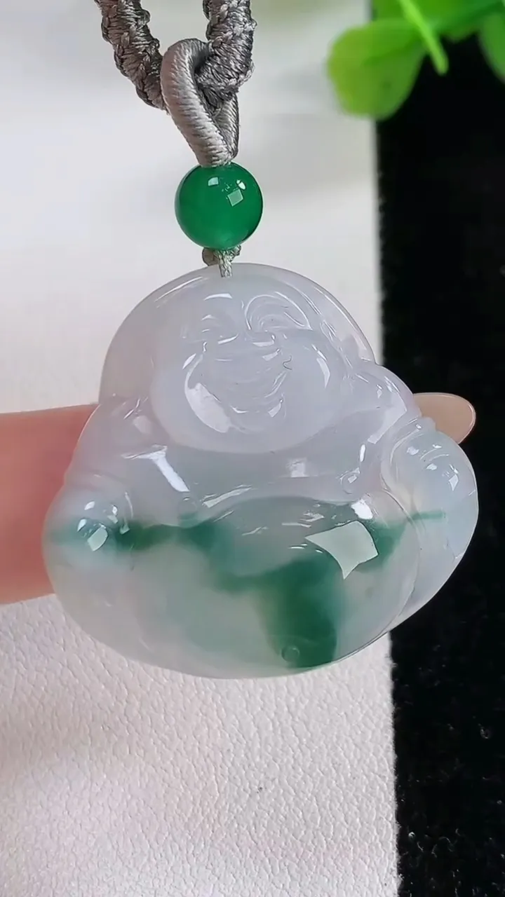 天然A货翡翠冰种飘花佛公吊坠，尺寸29.5-31.3-5.6，重:10.53g
11月30日