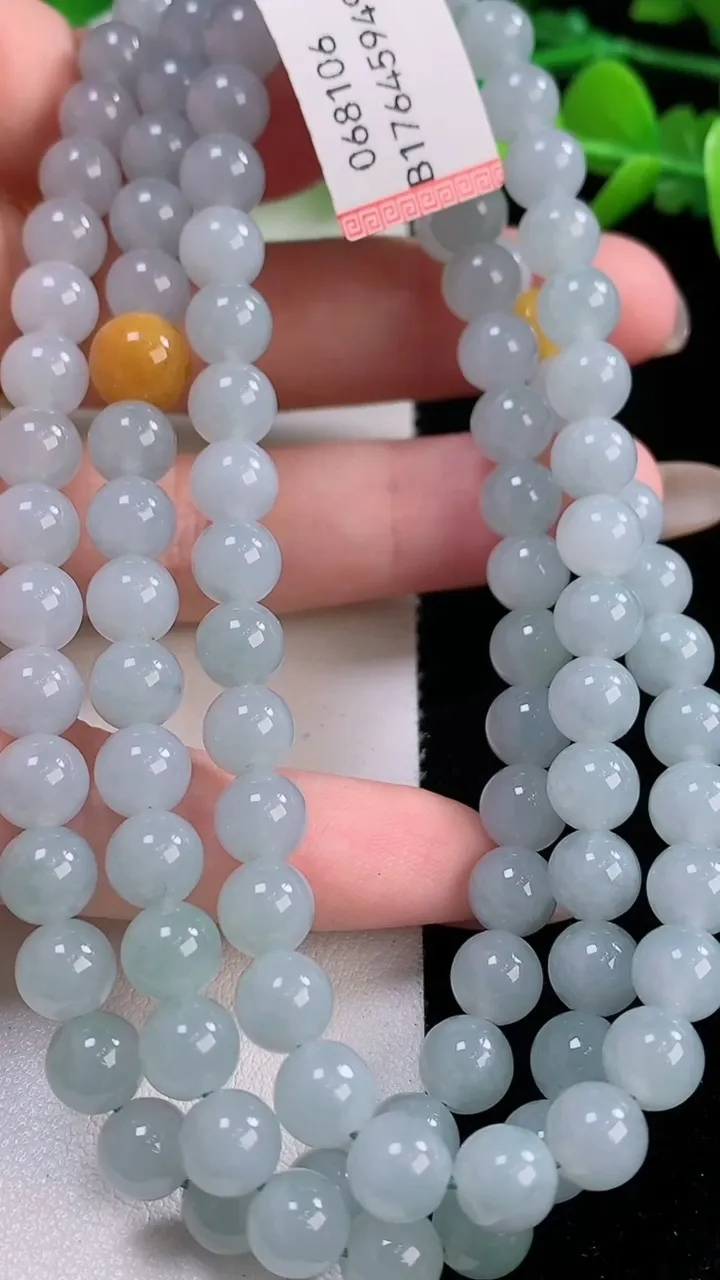 天然A货翡翠紫罗兰圆珠项链，尺寸6.8-106颗，重量:59.50g11月30日
工厂直销收藏佳品,