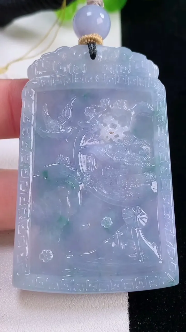 天然A货翡翠紫罗兰山水牌吊坠，尺寸62-38.8-5.2，重量:39.20g
11月30日