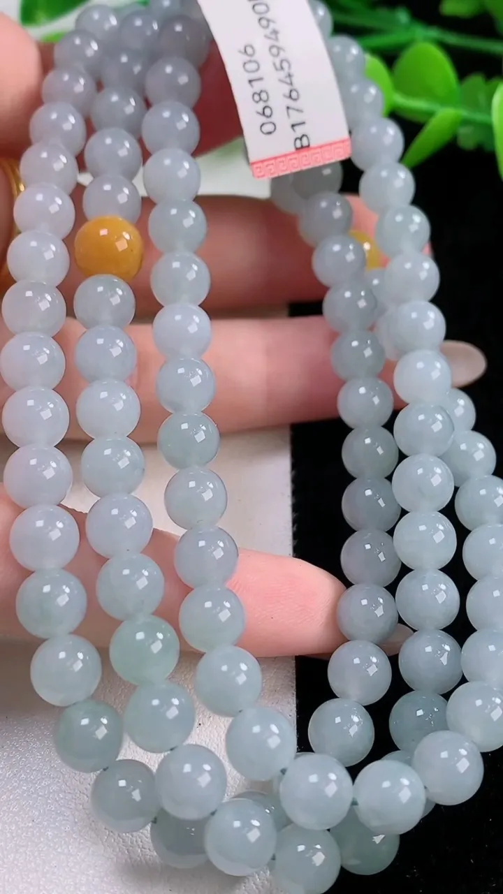 天然A货翡翠紫罗兰圆珠项链，尺寸6.8-106颗，重量:59.50g11月30日
工厂直销收藏佳品,种好水足，色泽均匀，有种有色，上手高大气！